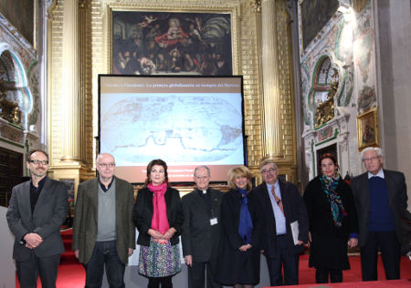 Anabel Morillo León, director of the Focus-Abengoa Foundation; and Fernando García Gutiérrez, S.J., director of the School of Baroque, along with several speakers in this tenth edition.