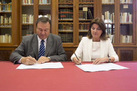 La Fundación Focus-Abengoa y la Universidad Loyola Andalucía firman un acuerdo para la realización de prácticas de los alumnos de Grado y Posgrado en Abengoa