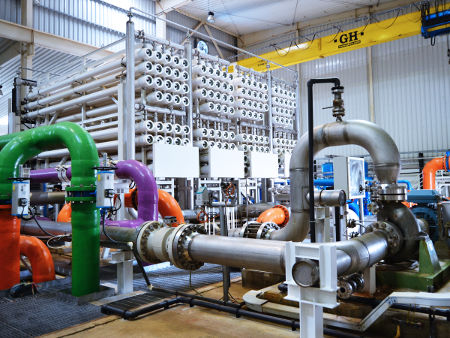 Reverse osmosis racks and pumping facilities of the Accra desalination plant