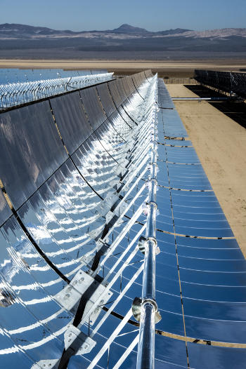 Mojave Solar, con una capacidad instalada de 280 MW, tecnología cilindroparabólica propia que permite aumentar la eficiencia de la planta.