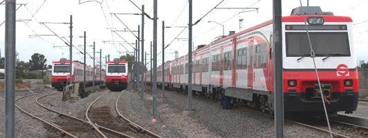 Tren suburbano - México
